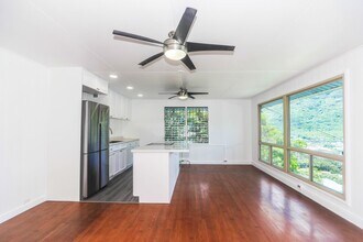 2343 Kuahea St in Honolulu, HI - Building Photo - Building Photo