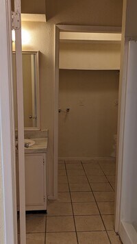 1946 Upland Dr photo'