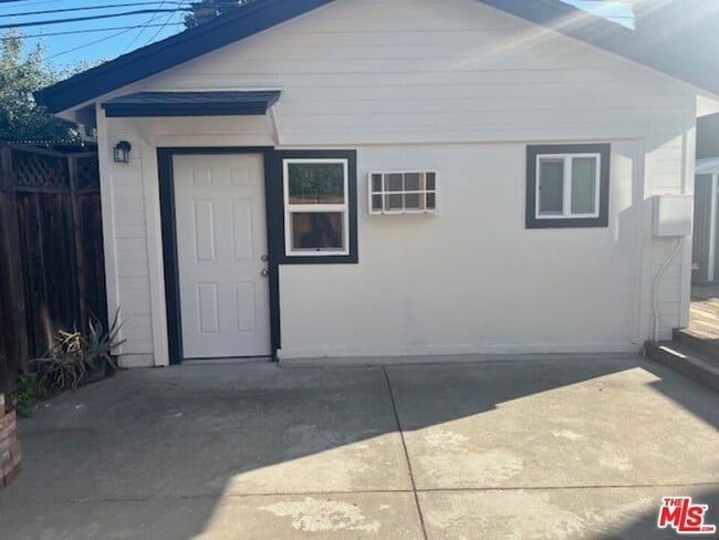 property at 2308 Walnut Grove Ave