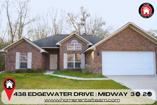 438 Edgewater Dr