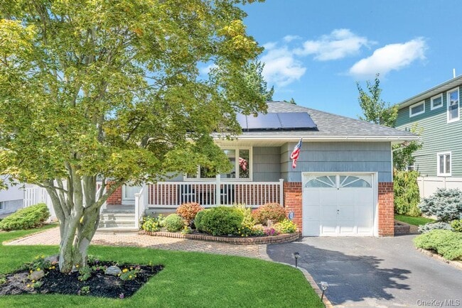 property at 2327 Cleveland St