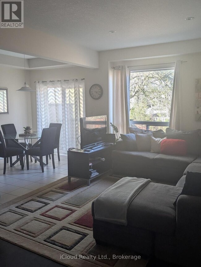 170 Palace Beach Trl in Hamilton, ON - Building Photo - Building Photo