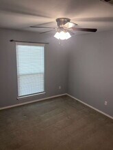 989 Claeven Cir in Fort Walton Beach, FL - Building Photo - Building Photo