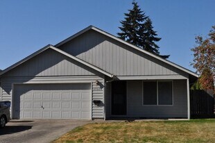 4706 NE 132nd Pl in Vancouver, WA - Building Photo