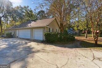 106 Buntin St in Woodbine, GA - Building Photo - Building Photo