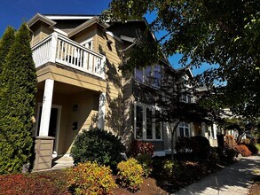 97 E 20th Ave in Eugene, OR - Foto de edificio - Building Photo