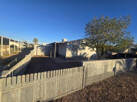 425 S 98th Pl in Mesa, AZ - Building Photo