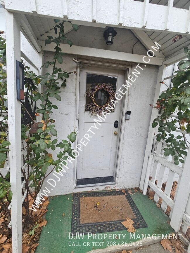 2119 Cleveland Blvd in Caldwell, ID - Building Photo - Building Photo