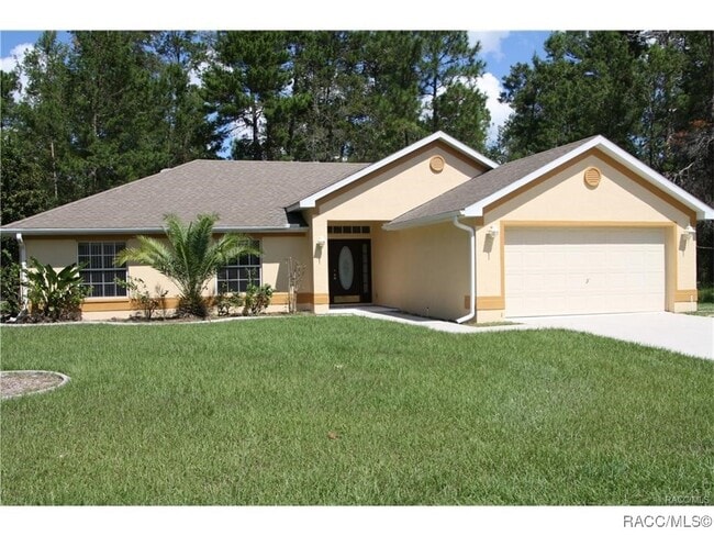 property at 6 Gourds Ct W