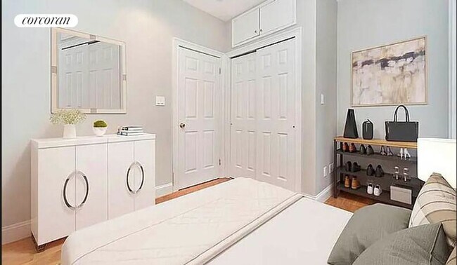 163 Chrystie St in New York, NY - Building Photo - Building Photo