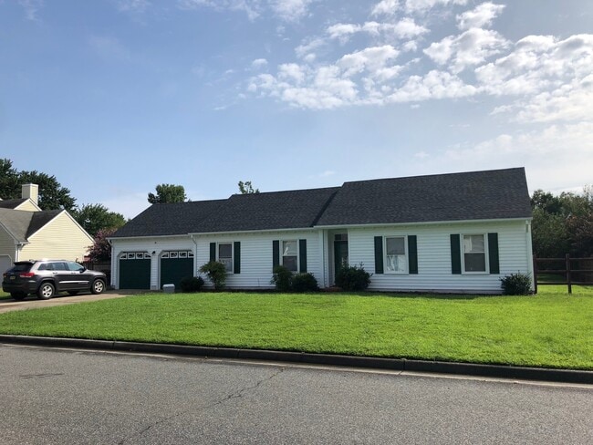 property at 513 Cassway Arch