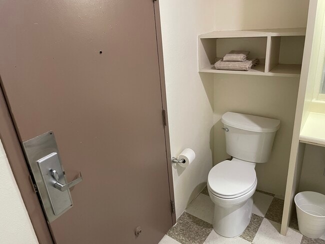 Trolley Court in San Diego, CA - Building Photo - Building Photo