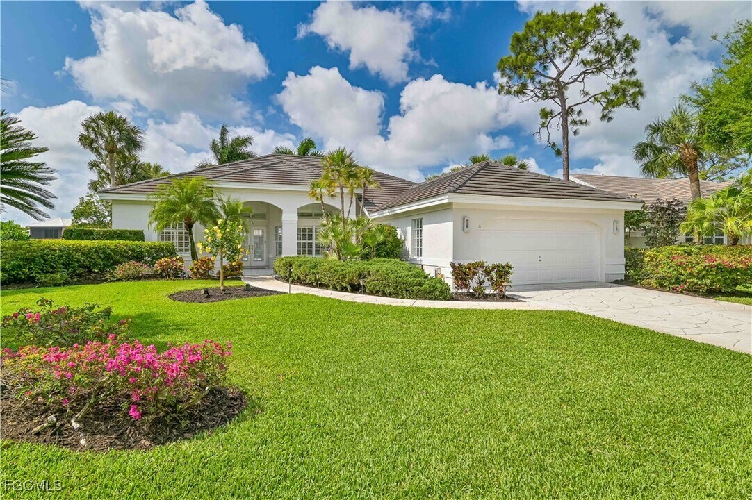 3681 Lakemont Dr in Bonita Springs, FL - Building Photo