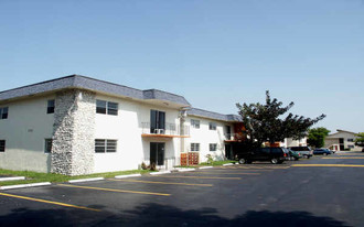 Courtyards Of Hialeah Apartments