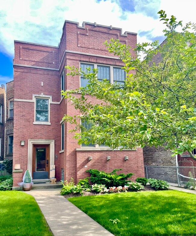 2709 W Sunnyside Ave, Unit 2