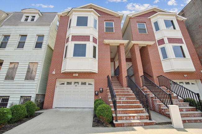 property at 286 Whiton St