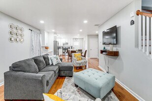 51 Indian Ave in Bridgeport, CT - Building Photo