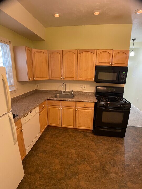 169 Windsor St, Unit 1 in Cambridge, MA - Foto de edificio