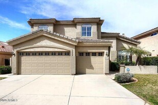 15626 N 13th Ave in Phoenix, AZ - Building Photo