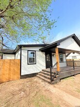 5909 NW 40th St in Warr Acres, OK - Building Photo - Building Photo