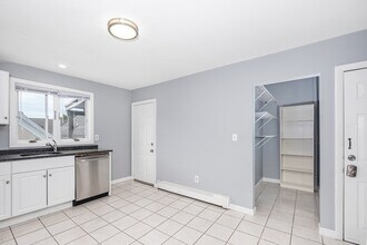 10 Kilby St, Unit 3R in Somerville, MA - Foto de edificio - Building Photo