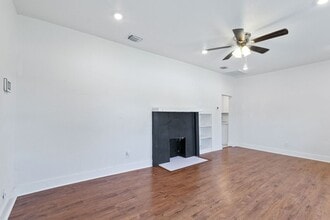 220 Laclede Ave in San Antonio, TX - Building Photo - Building Photo