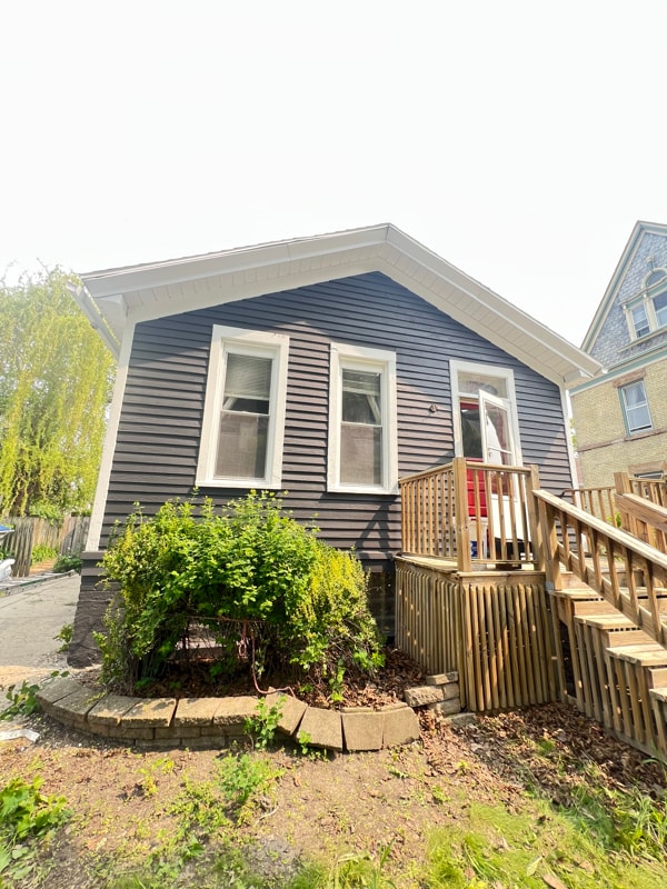 property at 310 W Scott St