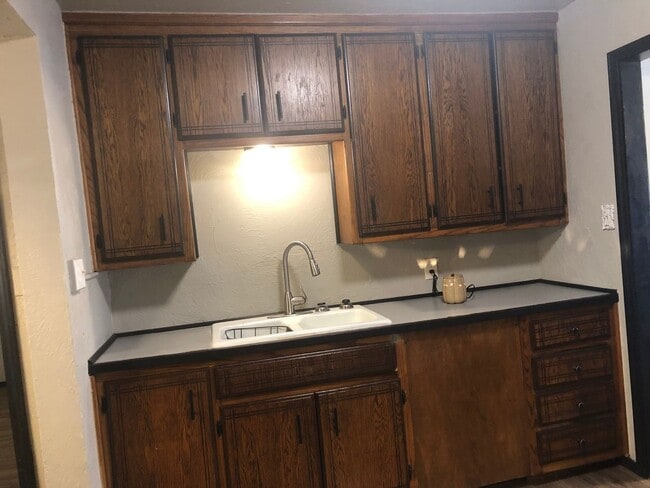 1138 E Margaret St in Shawnee, OK - Foto de edificio - Building Photo