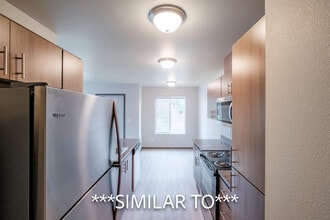 4 Corners Apartments in Salem, OR - Foto de edificio - Building Photo