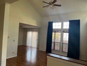 839 Dracut Ln in Schaumburg, IL - Building Photo - Building Photo