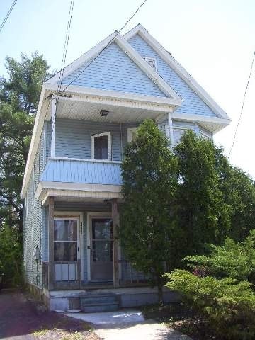 1010 Dean St in Schenectady, NY - Foto de edificio - Building Photo