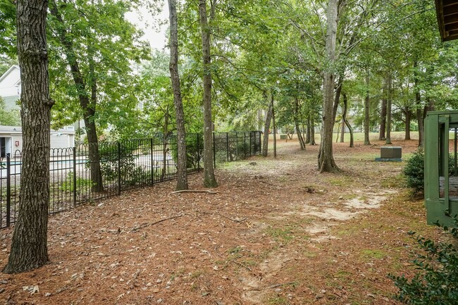 6809 Willowbrook Dr in Fayetteville, NC - Building Photo - Building Photo