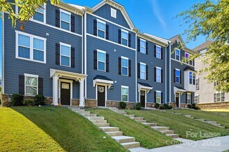 1335 Ashbury St in Charlotte, NC - Building Photo - Building Photo