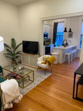 79 Lloyd Ave in Providence, RI - Foto de edificio - Building Photo