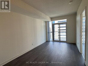4955-4955 Yonge St in Toronto, ON - Building Photo - Building Photo