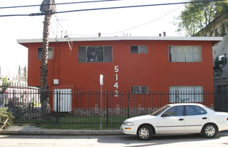 5149 Cartwright Ave in North Hollywood, CA - Foto de edificio - Building Photo