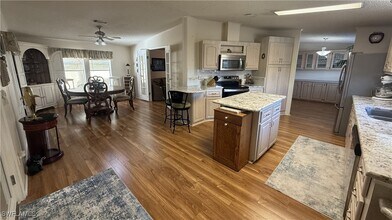 281 Ocean Reef Ln in Naples, FL - Building Photo - Building Photo