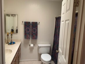 11897 Camino De La Vista Dr in Moreno Valley, CA - Foto de edificio - Building Photo