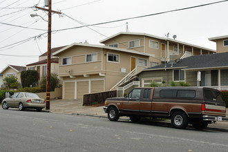 664 Commercial Ave in South San Francisco, CA - Building Photo - Building Photo