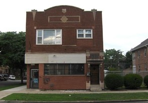 8058 S Coles Ave Apartments