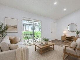 1301 Hollow Creek Dr in Austin, TX - Building Photo
