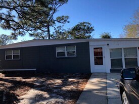 58 Mallard Ave NE in Fort Walton Beach, FL - Building Photo