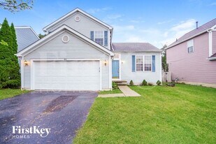 851 Spivey Ln in Galloway, OH - Building Photo