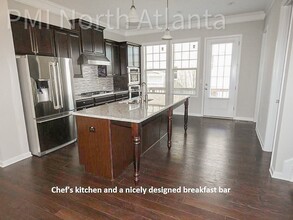 320 Beacons Pl in Alpharetta, GA - Building Photo - Building Photo