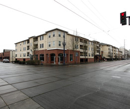 City Center in Hillsboro, OR - Building Photo - Building Photo