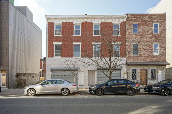 1518 Ridge Ave, Unit 3 in Philadelphia, PA - Foto de edificio - Building Photo