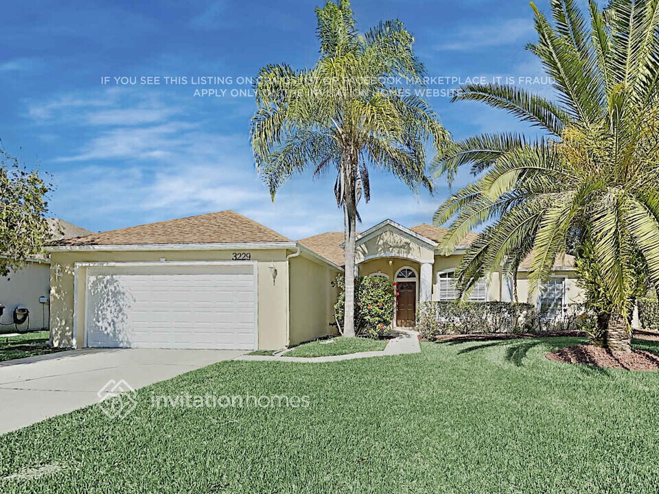 3229 Sawgrass Creek Cir in St. Cloud, FL - Building Photo