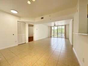 519 E Sheridan St in Dania Beach, FL - Building Photo - Building Photo