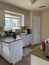 12214 Forsythe Dr in Austin, TX - Building Photo - Building Photo