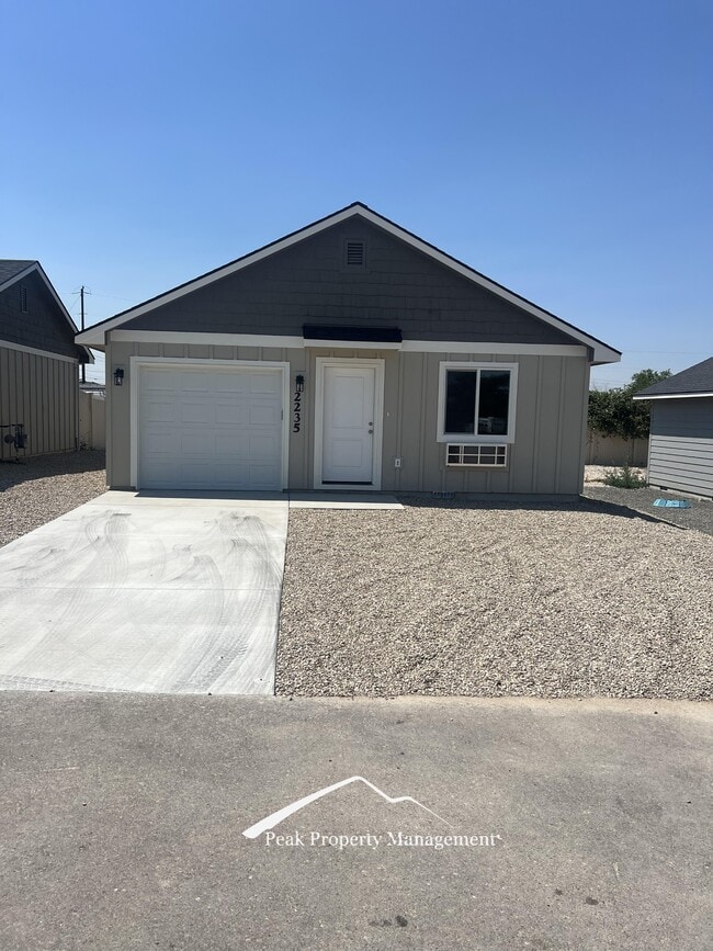 property at 2235 S Sockeye Pl